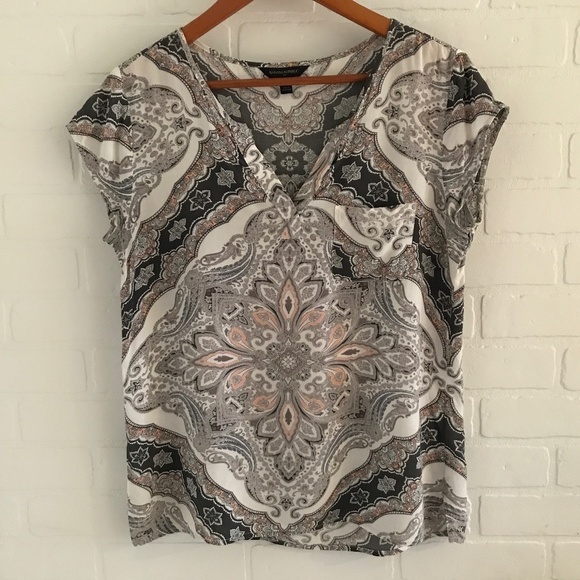 Banana Republic Blouse Cream/black/gray/blush pink Mosaik print Cap sleeve S - Picture 1 of 5
